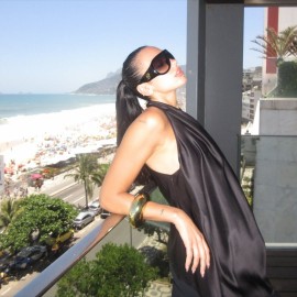 BLUMARINE x DUA LIPA